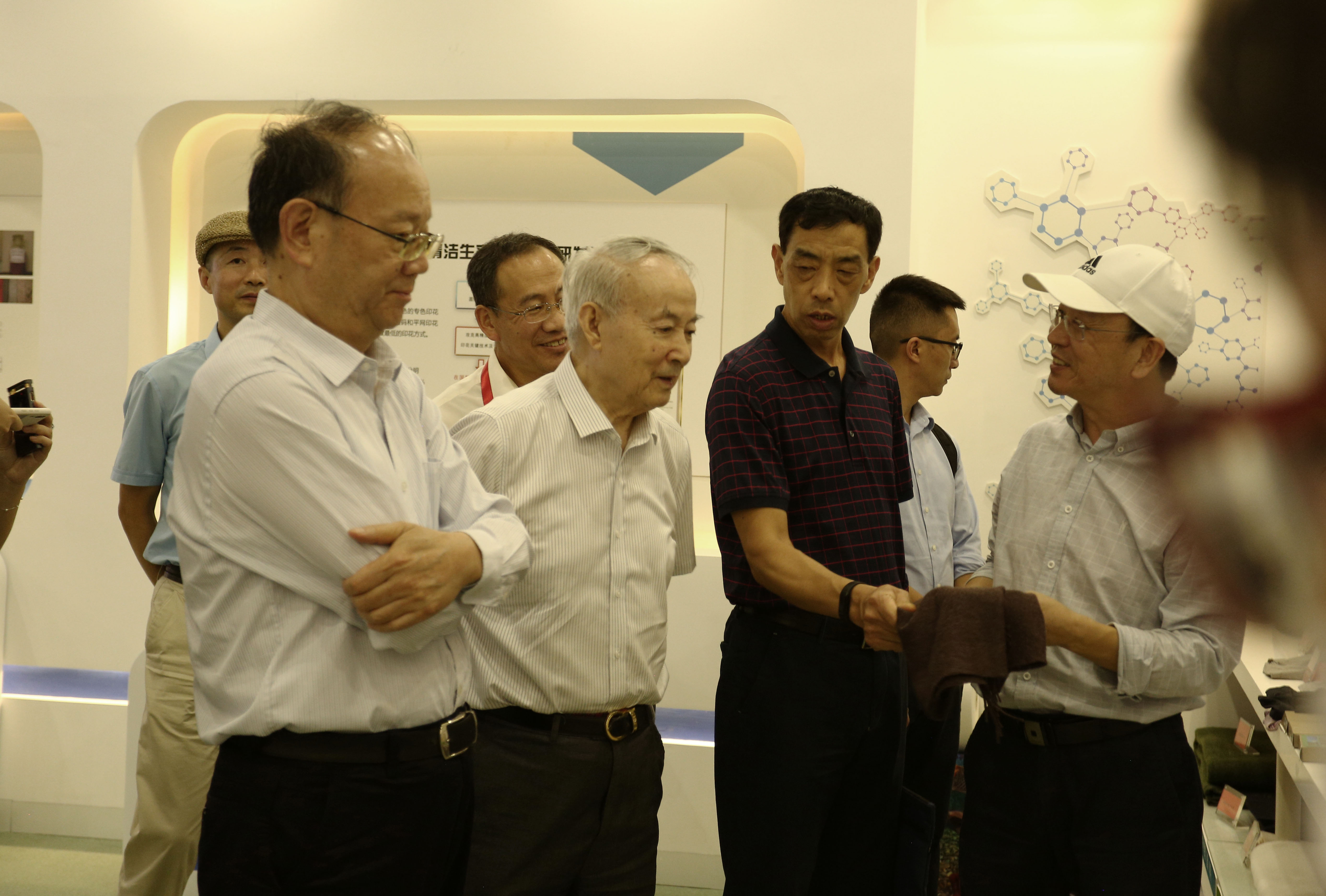 1600324407339348.jpg 5A0A4314`.jpg